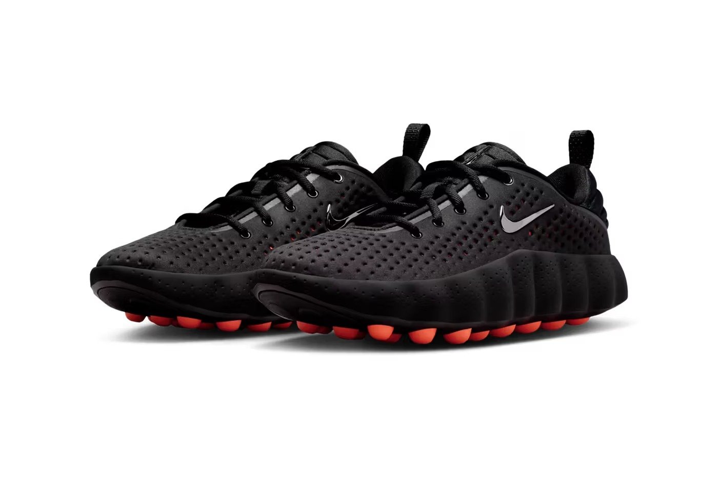 Nike Mind 002 